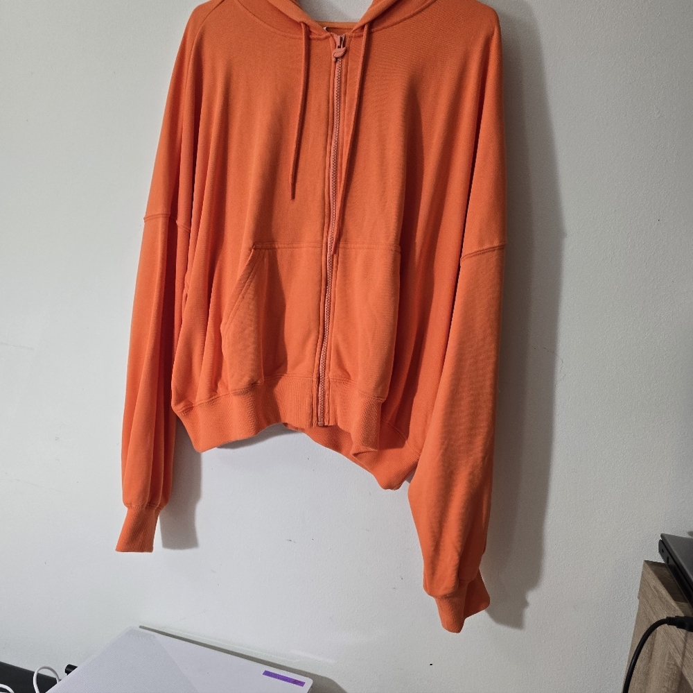 Fabletics CroppedOrange Women's Hoodie Sz 2x